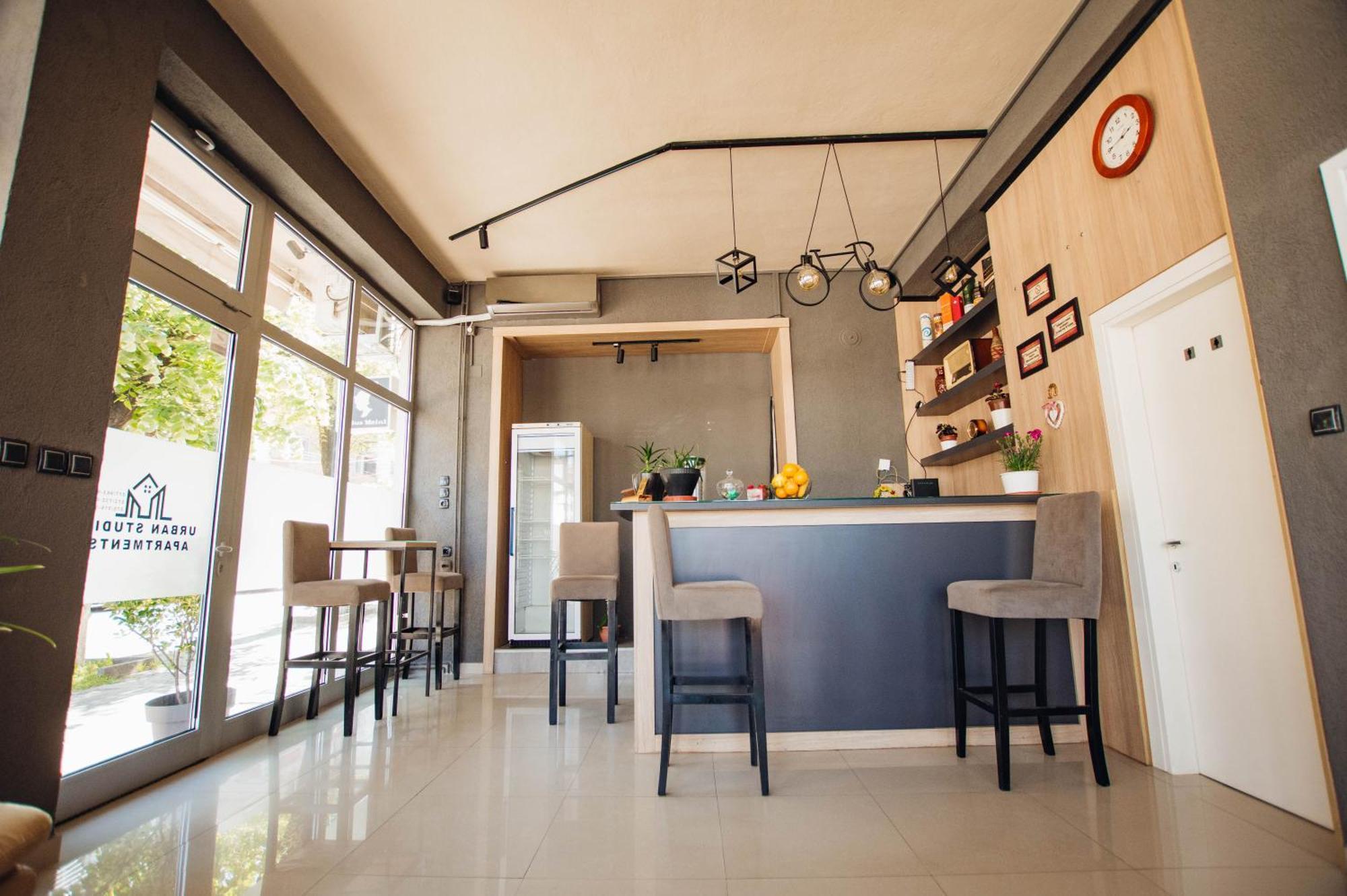 Urban Studio Apartments 斯特鲁米察 外观 照片