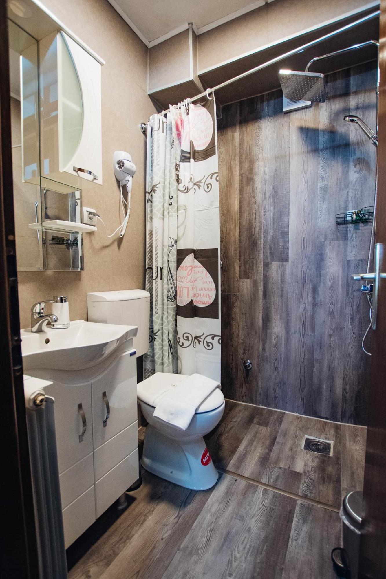 Urban Studio Apartments 斯特鲁米察 外观 照片